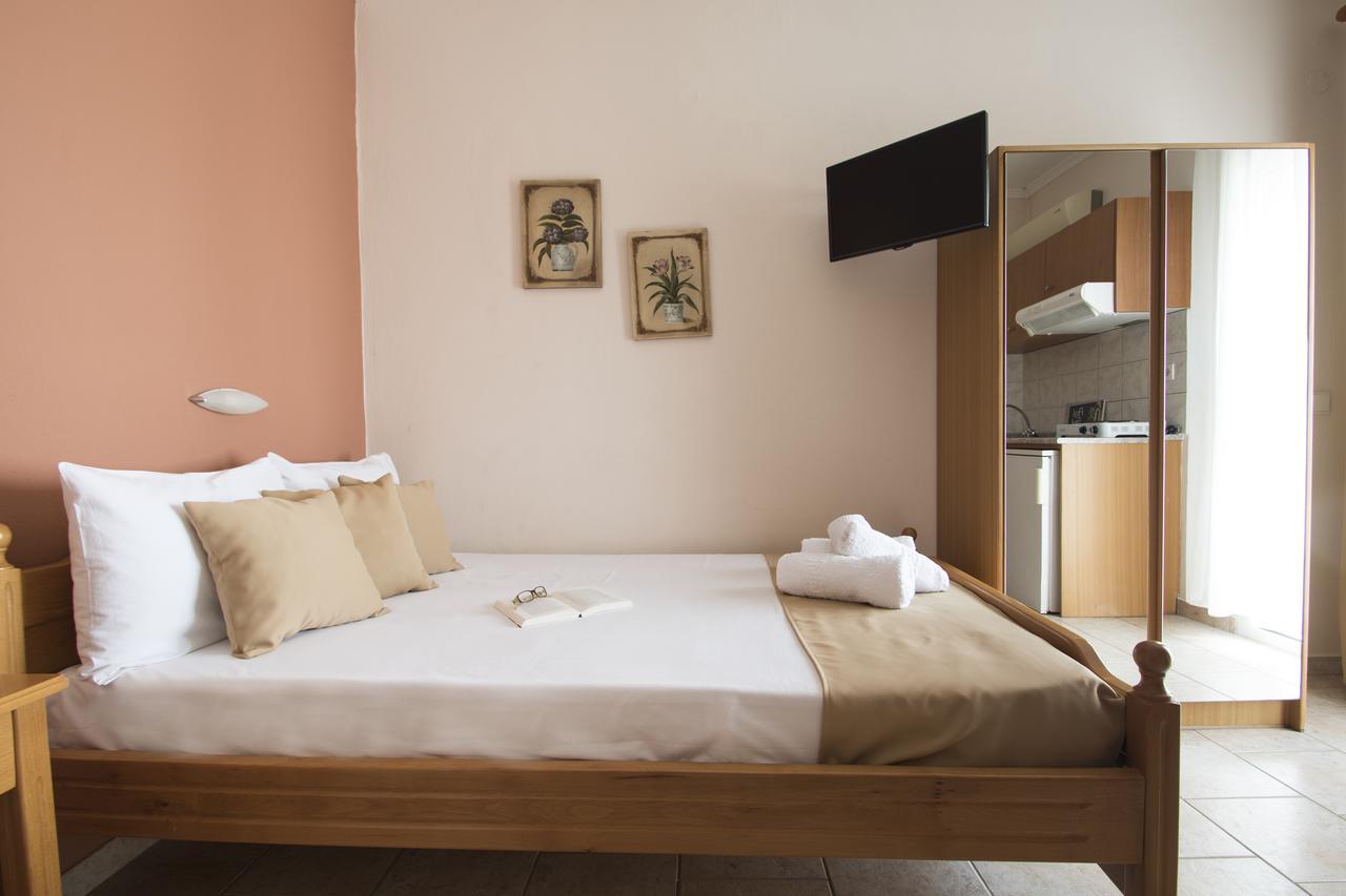 Atira Apart Hotel Olympiakí Aktí 외부 사진